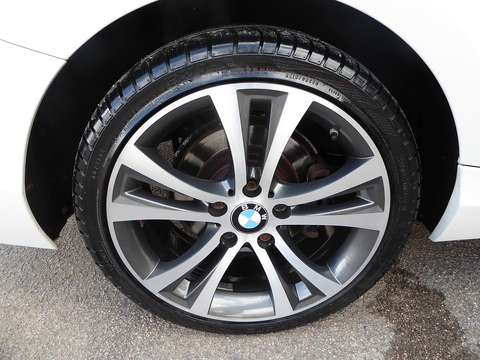 2.0 220i Sport Convertible 2dr Petrol Auto Euro 6 (s/s) (184 ps)