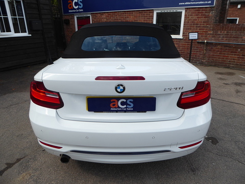 2.0 220i Sport Convertible 2dr Petrol Auto Euro 6 (s/s) (184 ps)