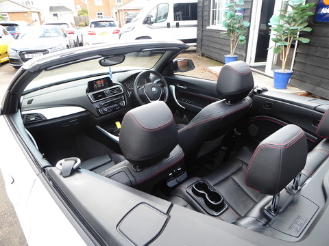 2.0 220i Sport Convertible 2dr Petrol Auto Euro 6 (s/s) (184 ps)