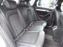 Audi Q3 TFSI CoD S line Edition 