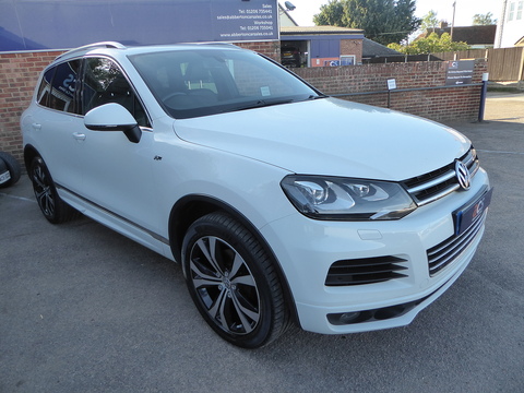 3.0 TDI V6 BlueMotion Tech R-Line SUV 5dr Diesel Tiptronic 4WD Euro 5 (s/s) (245 ps)