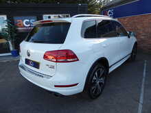 Volkswagen Touareg TDI V6 BlueMotion Tech R-Line 