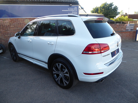 3.0 TDI V6 BlueMotion Tech R-Line SUV 5dr Diesel Tiptronic 4WD Euro 5 (s/s) (245 ps)