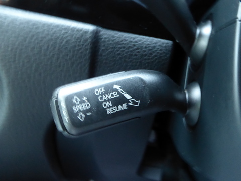 3.0 TDI V6 BlueMotion Tech R-Line SUV 5dr Diesel Tiptronic 4WD Euro 5 (s/s) (245 ps)