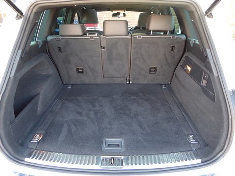 3.0 TDI V6 BlueMotion Tech R-Line SUV 5dr Diesel Tiptronic 4WD Euro 5 (s/s) (245 ps)