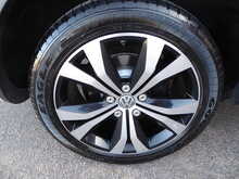 Volkswagen Touareg TDI V6 BlueMotion Tech R-Line 