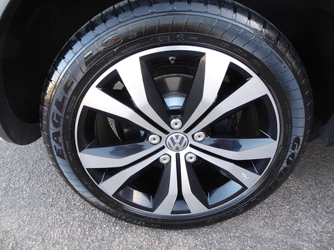 3.0 TDI V6 BlueMotion Tech R-Line SUV 5dr Diesel Tiptronic 4WD Euro 5 (s/s) (245 ps)