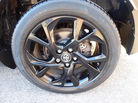 1.2 VVT-i Dynamic SUV 5dr Petrol Manual Euro 6 (s/s) (116 ps)