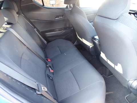 1.2 VVT-i Dynamic SUV 5dr Petrol Manual Euro 6 (s/s) (116 ps)
