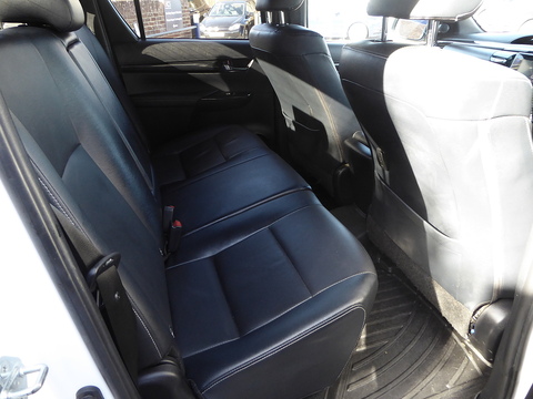 2.4 D-4D Invincible X Pickup Double Cab 4dr Diesel Auto 4WD Euro 6 (s/s) (TSS) (150 ps)