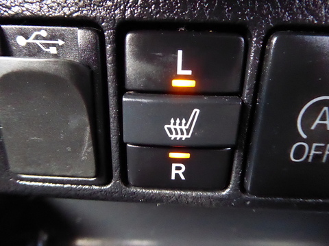 2.4 D-4D Invincible X Pickup Double Cab 4dr Diesel Auto 4WD Euro 6 (s/s) (TSS) (150 ps)