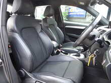 Audi Q3 TFSI CoD S line Edition 