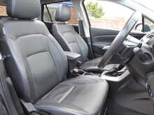 Suzuki SX4 S-Cross SZ5 