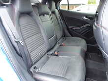 Mercedes-Benz GLA GLA220d AMG Line 