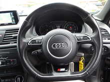 Audi Q3 TDI Black Edition 