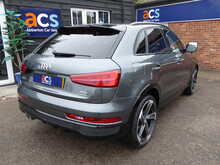 Audi Q3 TDI Black Edition 