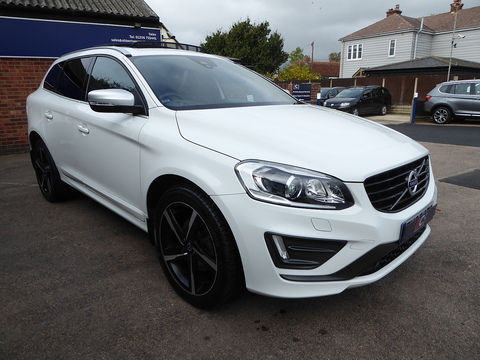 XC60  R-DESIGN LUX NAV D4