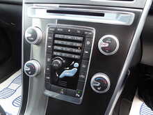 Volvo XC60 R-Design Lux Nav D4 