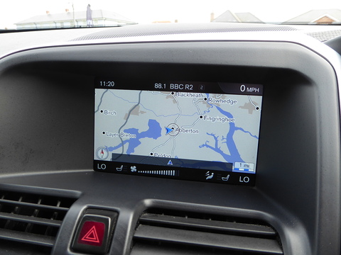 XC60  R-DESIGN LUX NAV D4