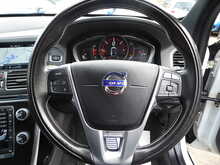 Volvo XC60 R-Design Lux Nav D4 