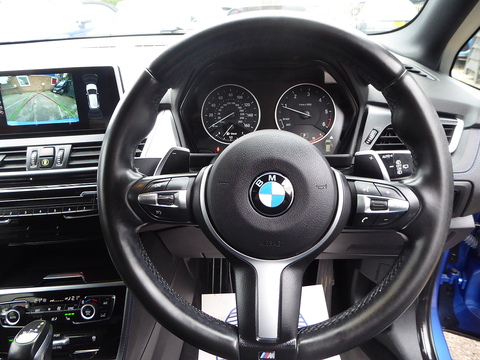 2.0 220d M Sport MPV 5dr Diesel Auto xDrive Euro 6 (s/s) (190 ps)