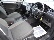 Volkswagen Tiguan TDI BlueMotion Tech SE Navigation 