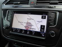 Volkswagen Tiguan TDI BlueMotion Tech SE Navigation 