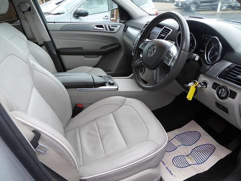 3.0 ML350 V6 BlueTEC AMG Sport SUV 5dr Diesel G-Tronic 4WD Euro 6 (s/s) (258 ps)