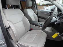 Mercedes-Benz M Class ML350 V6 BlueTEC AMG Sport 