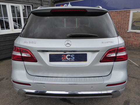 3.0 ML350 V6 BlueTEC AMG Sport SUV 5dr Diesel G-Tronic 4WD Euro 6 (s/s) (258 ps)
