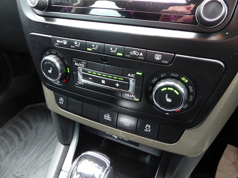 2.0 TDI SE L Outdoor 5dr Diesel DSG 4WD Euro 6 (s/s) (150 ps)