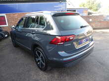 Volkswagen Tiguan TDI BlueMotion Tech SE Navigation 