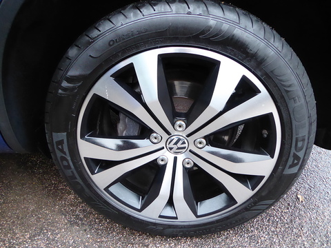 3.0 TDI V6 BlueMotion Tech R-Line SUV 5dr Diesel Tiptronic 4WD Euro 6 (s/s) (204 ps)