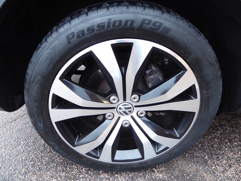 3.0 TDI V6 BlueMotion Tech R-Line SUV 5dr Diesel Tiptronic 4WD Euro 6 (s/s) (204 ps)