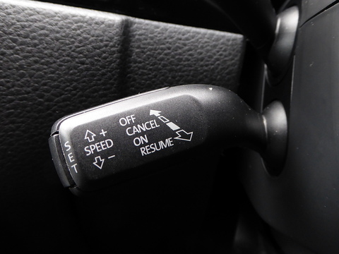 3.0 TDI V6 BlueMotion Tech R-Line SUV 5dr Diesel Tiptronic 4WD Euro 6 (s/s) (204 ps)