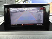 Audi Q3 TDI Black Edition 