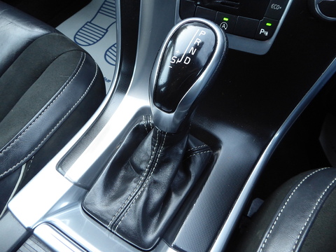 2.0 D4 R-Design Nav SUV 5dr Diesel Auto Euro 6 (s/s) (190 ps)