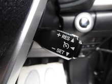 Toyota Hilux D-4D Invincible X 