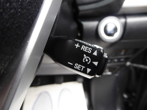 2.4 D-4D Invincible X Pickup Double Cab 4dr Diesel Manual 4WD Euro 6 (s/s) (TSS, 3.5t) (150 ps)