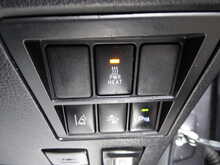 Toyota Hilux D-4D Invincible X 