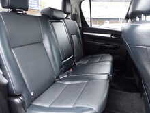 Toyota Hilux D-4D Invincible X 