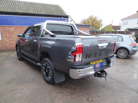 2.4 D-4D Invincible X Pickup Double Cab 4dr Diesel Manual 4WD Euro 6 (s/s) (TSS, 3.5t) (150 ps)