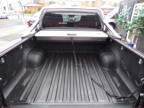 2.4 D-4D Invincible X Pickup Double Cab 4dr Diesel Manual 4WD Euro 6 (s/s) (TSS, 3.5t) (150 ps)