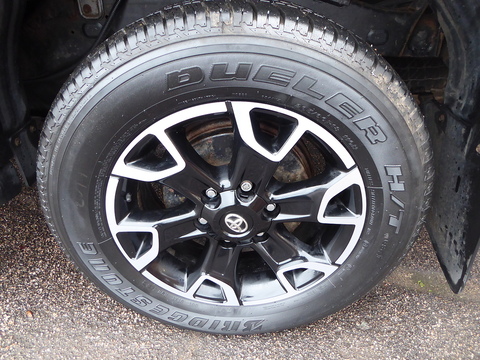 2.4 D-4D Invincible X Pickup Double Cab 4dr Diesel Manual 4WD Euro 6 (s/s) (TSS, 3.5t) (150 ps)