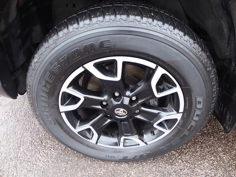 2.4 D-4D Invincible X Pickup Double Cab 4dr Diesel Manual 4WD Euro 6 (s/s) (TSS, 3.5t) (150 ps)