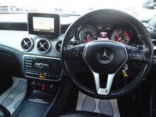 Mercedes-Benz GLA GLA220 CDI SE 