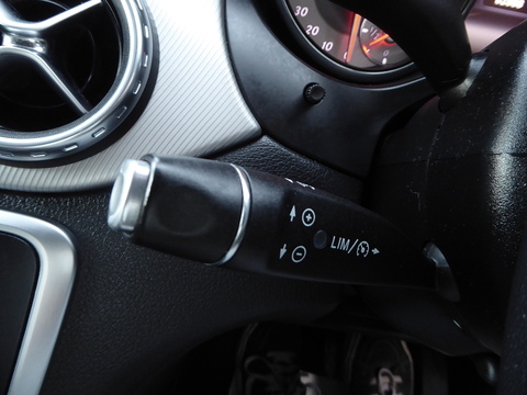 2.1 GLA220 CDI SE SUV 5dr Diesel 7G-DCT 4MATIC Euro 6 (s/s) (170 ps)