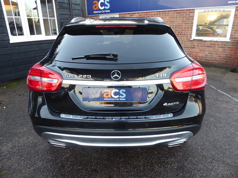 2.1 GLA220 CDI SE SUV 5dr Diesel 7G-DCT 4MATIC Euro 6 (s/s) (170 ps)