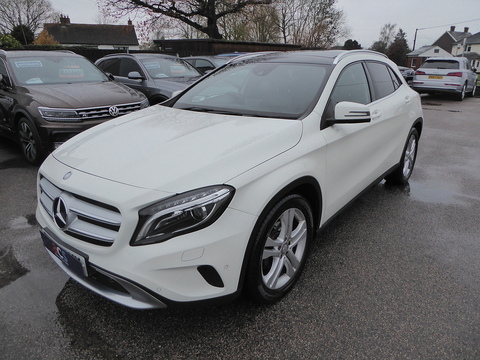 2.1 GLA220 CDI SE SUV 5dr Diesel 7G-DCT 4MATIC Euro 6 (s/s) (170 ps)