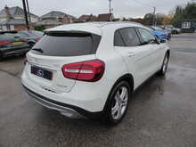 Mercedes-Benz GLA GLA220 CDI SE 
